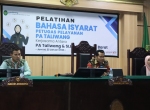 Pengadilan Agama Taliwang Gelar Pelatihan Bahasa Isyarat bagi Petugas Pelayanan...
