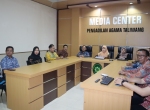 Pengadilan Agama Taliwang Hadiri Penandatanganan MoU Ditjen Badilag dan UII Yogyakarta tentang Pembentukan Peradilan Niaga Syari’ah...
